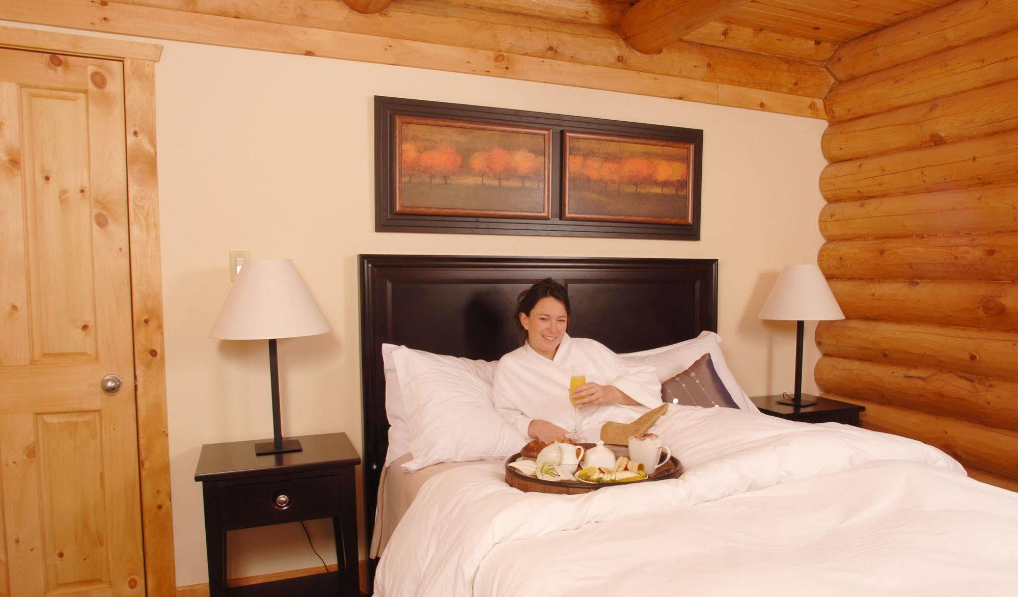 Blueberry Lake Resort Labelle Room photo